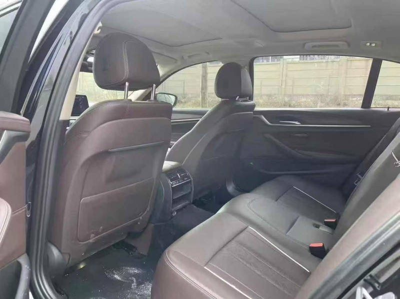 安阳21年宝马5系4