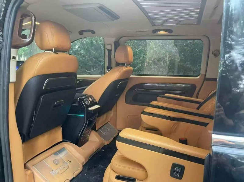 枣庄20年奔驰威霆4