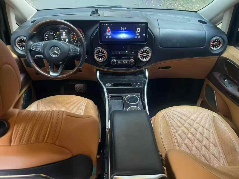 枣庄20年奔驰威霆7