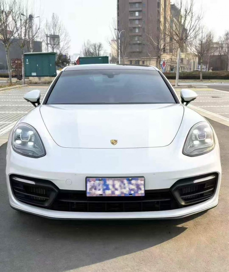 枣庄22年保时捷帕拉梅拉1