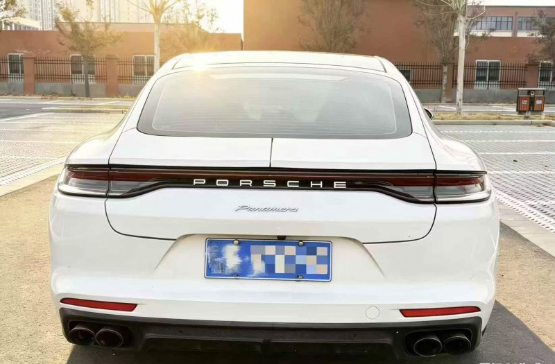 枣庄22年保时捷帕拉梅拉8