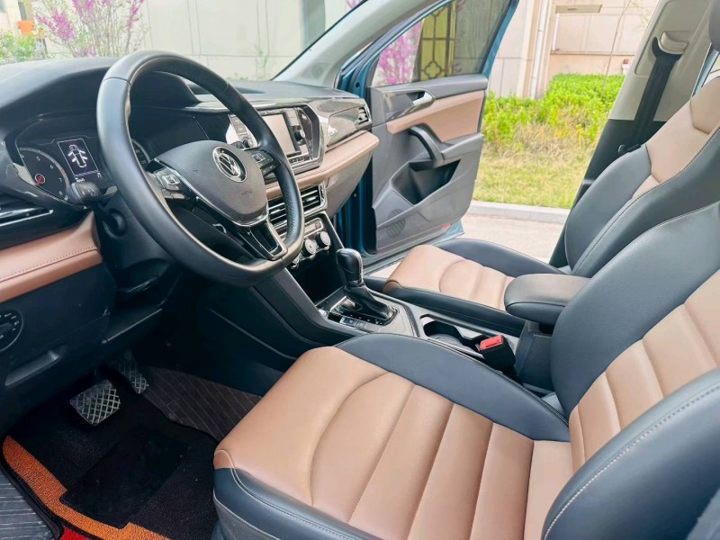 聊城19年大众途岳6