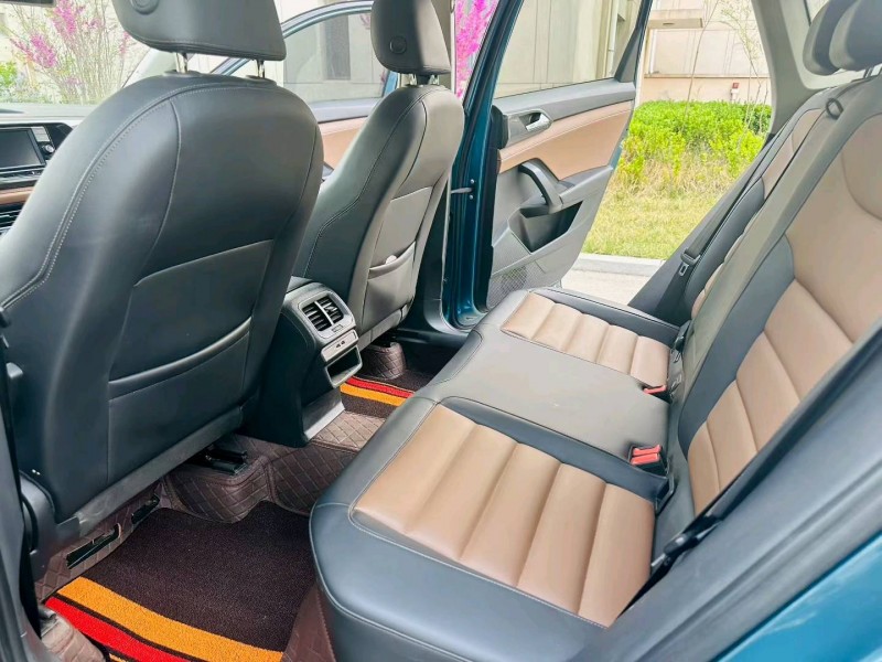 聊城19年大众途岳7