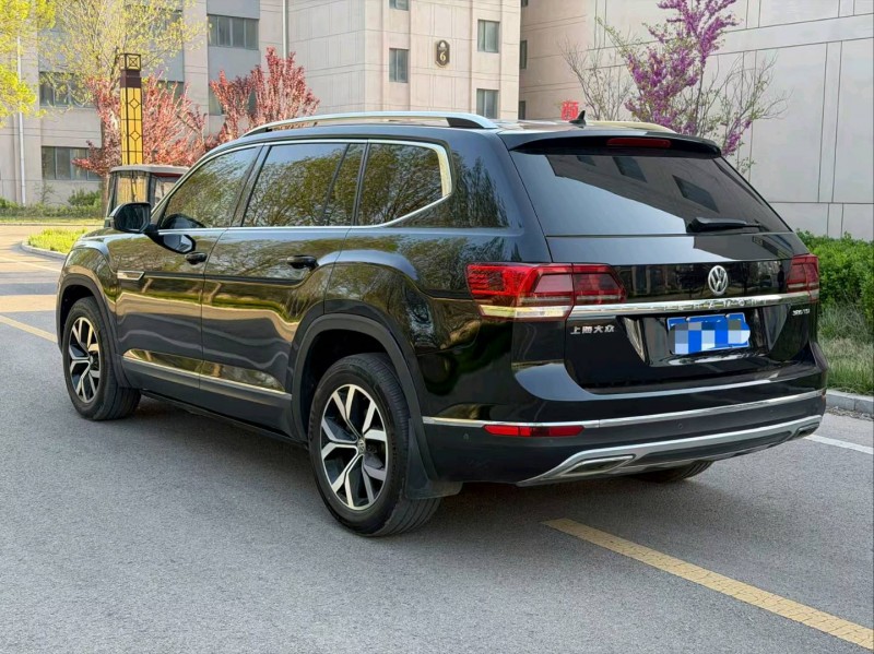 聊城18年大众途昂4