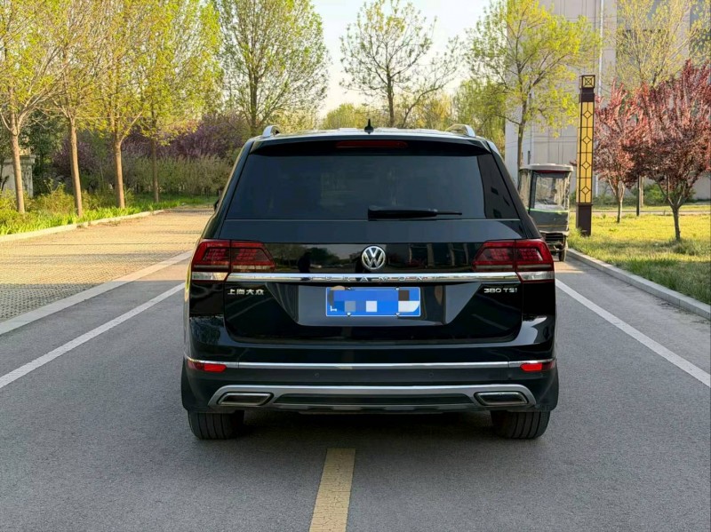 聊城18年大众途昂9