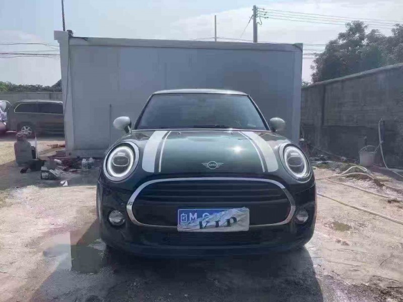 江门18年宝马迷你1