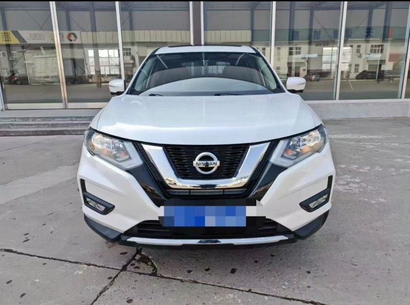 娄底18年日产奇骏1