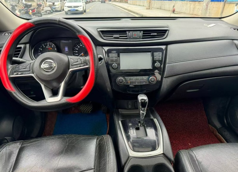 娄底18年日产奇骏4