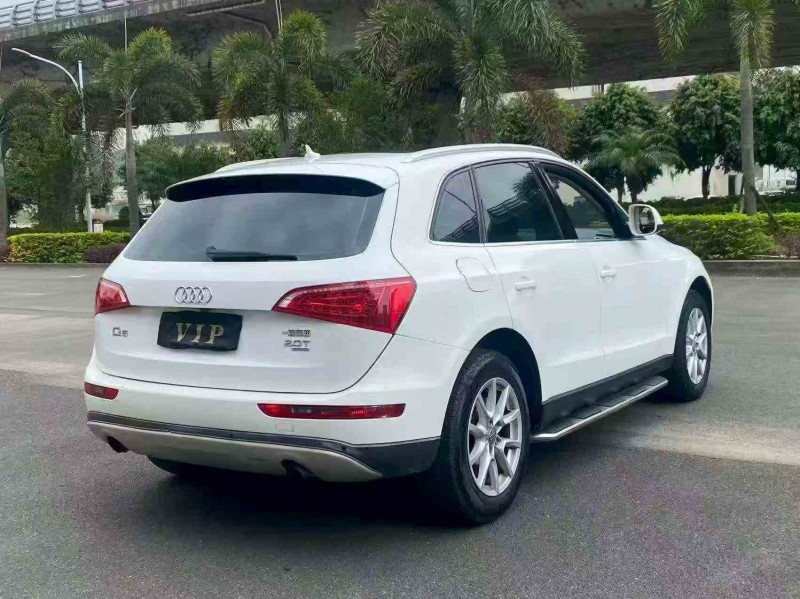 三明13年奥迪Q58