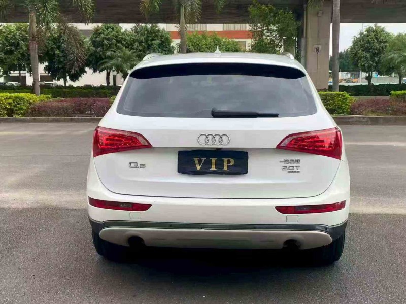 三明13年奥迪Q59