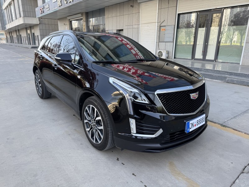济宁24年凯迪拉克XT52