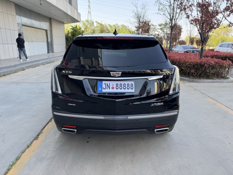 济宁24年凯迪拉克XT59