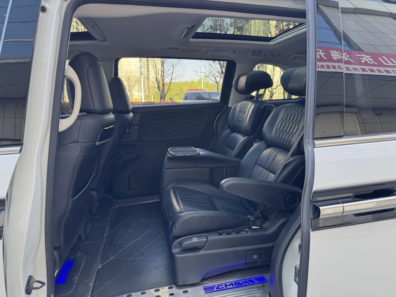 济宁22年本田艾力绅7