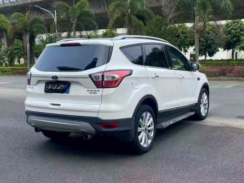 莆田16年福特翼虎8