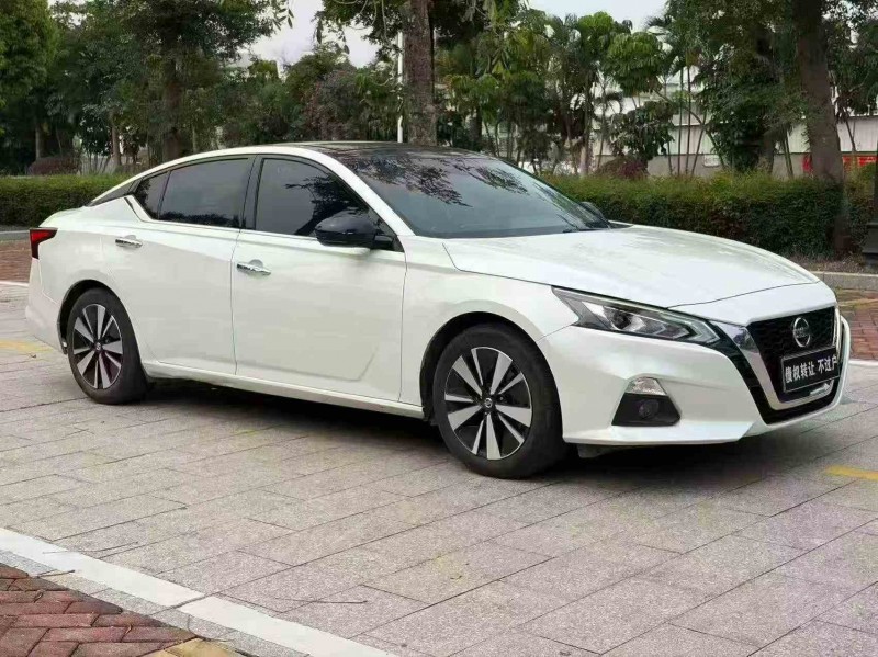 江门23年日产天籁2