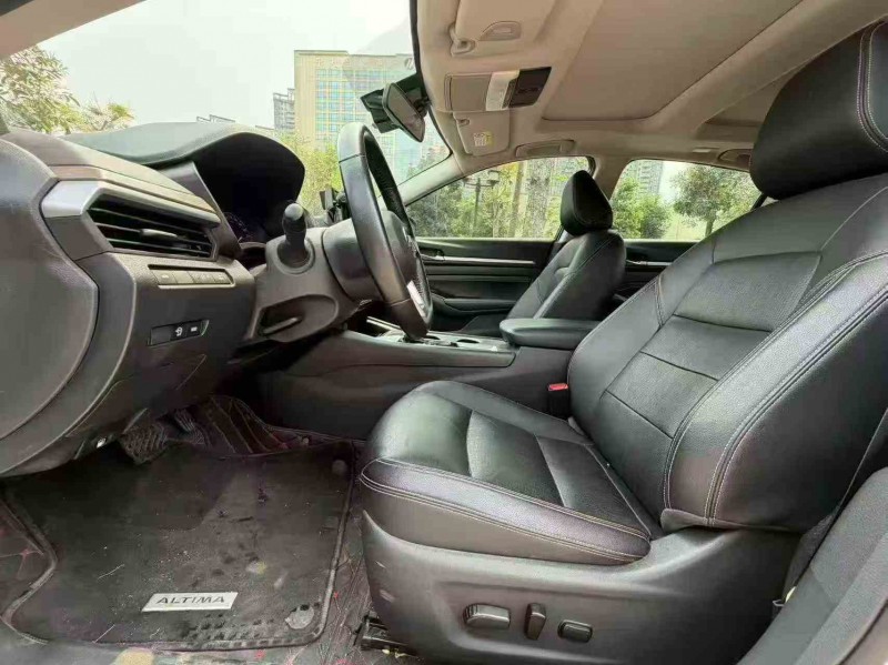 江门23年日产天籁4