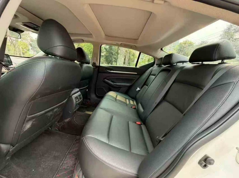 江门23年日产天籁6