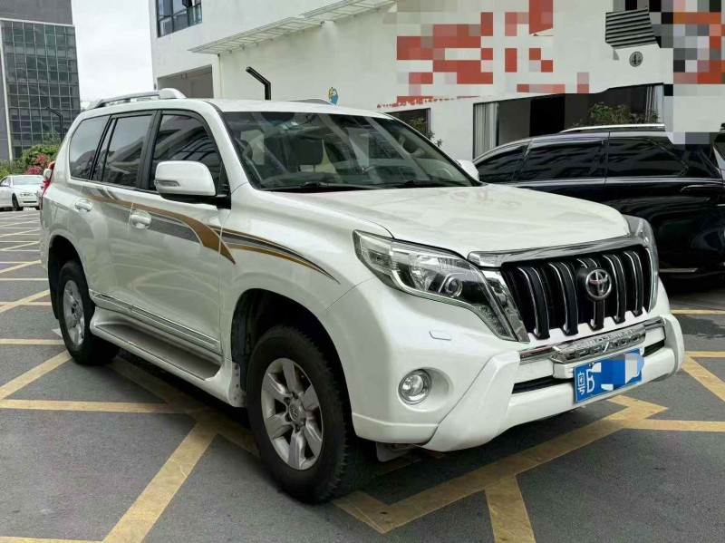 广州15年丰田普拉多2