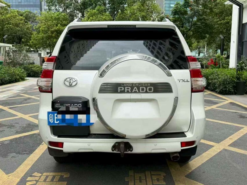 广州15年丰田普拉多9