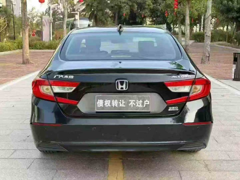 深圳21年本田雅阁9