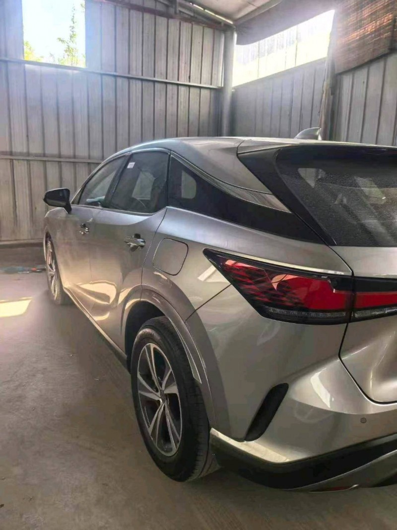 新乡26年雷克萨斯RX5