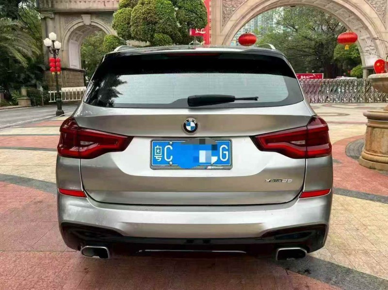 广州19年宝马X39