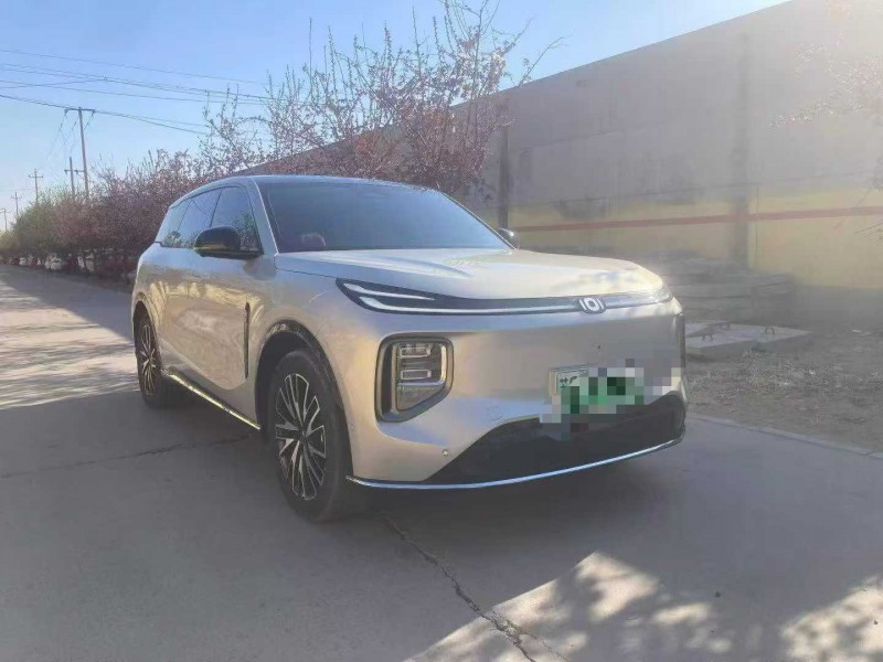 保定25年长安汽车启源2