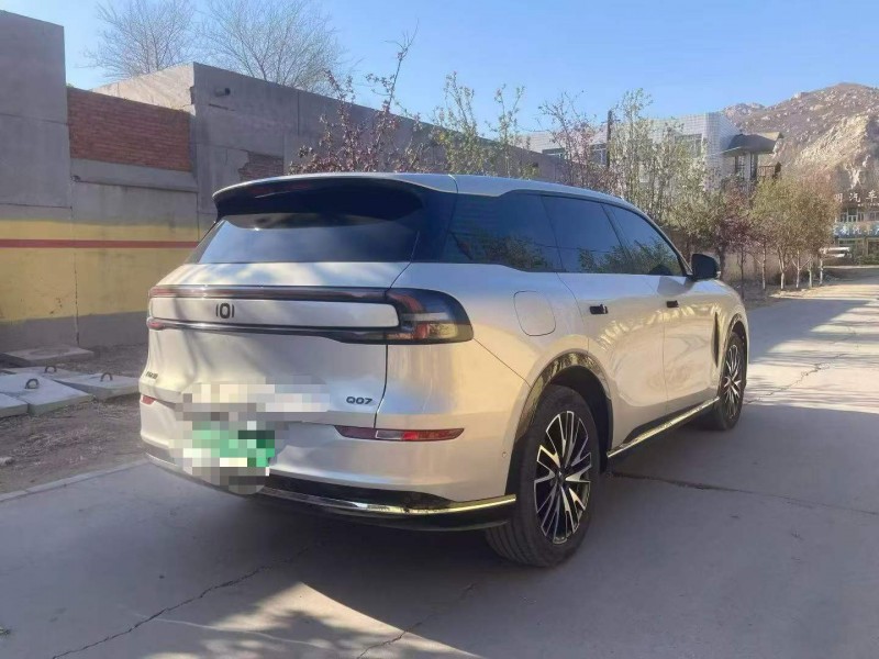 保定25年长安汽车启源8