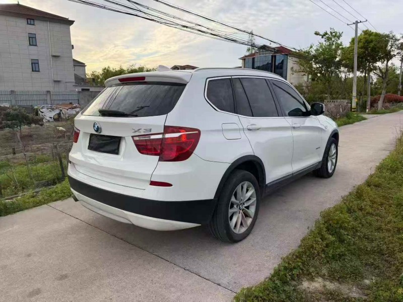 金华14年宝马X38