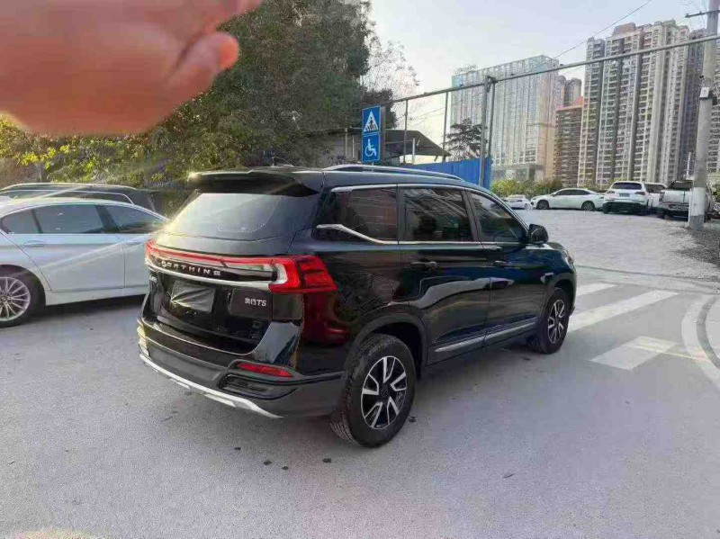 南宁22年东风风行7