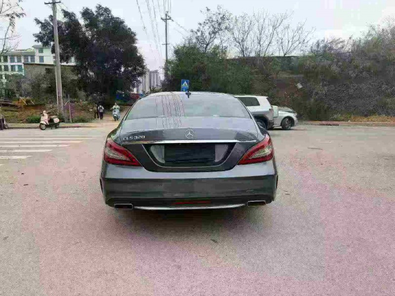 南宁15年奔驰CLS9