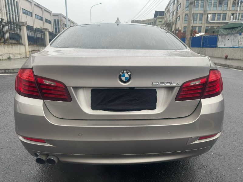 娄底16年宝马5系9