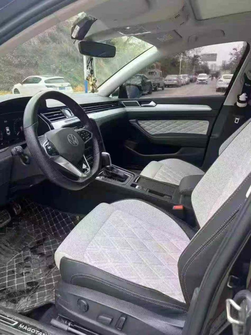 南宁24年大众迈腾4