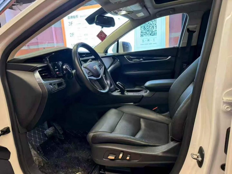 荆州17年凯迪拉克XT56