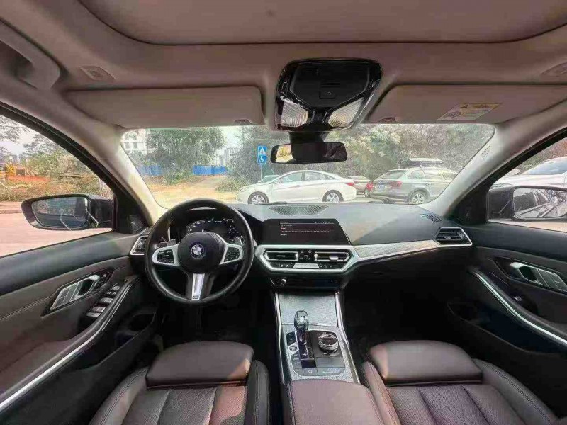 南宁22年宝马3系5