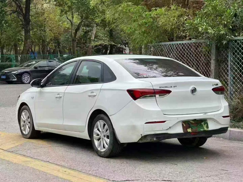 广州21年别克英朗5