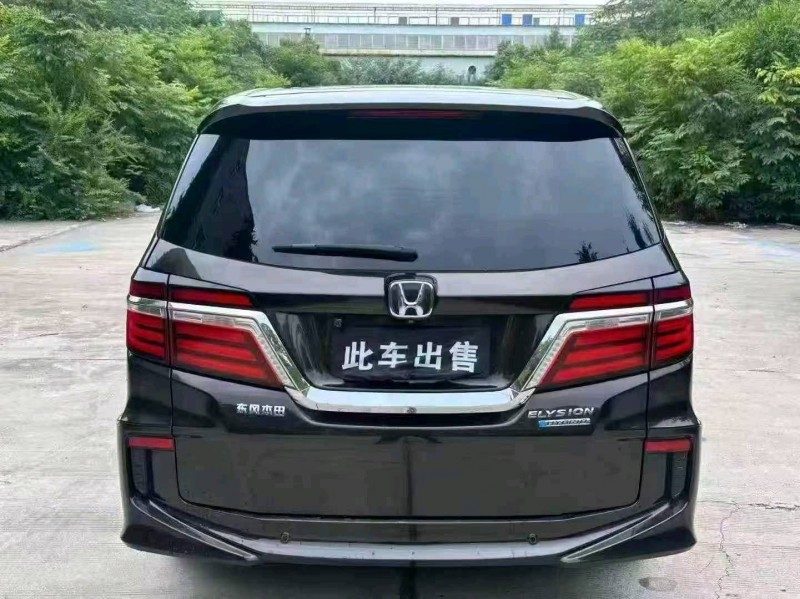 苏州18年本田艾力绅9