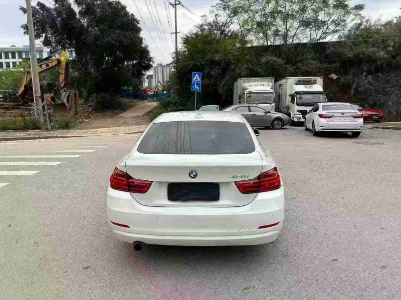 南宁16年宝马4系9