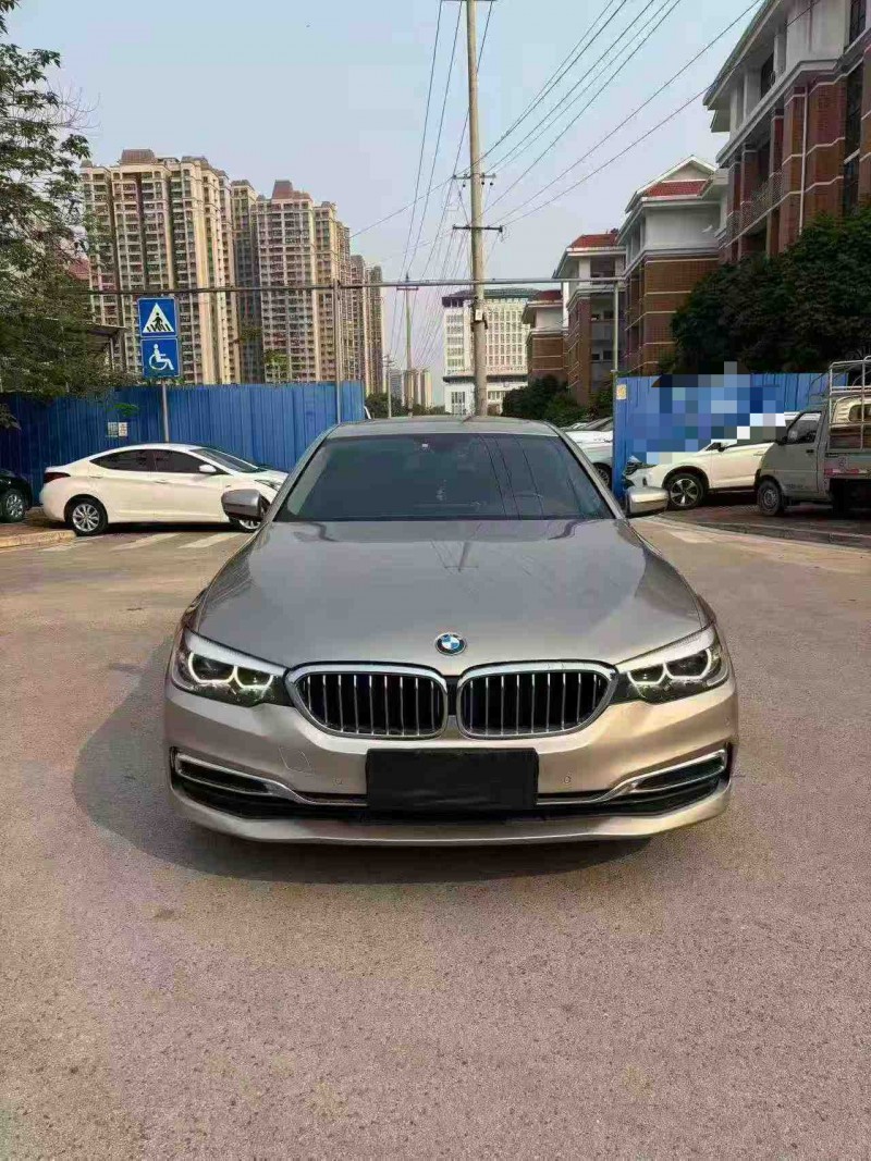 南宁19年宝马5系1