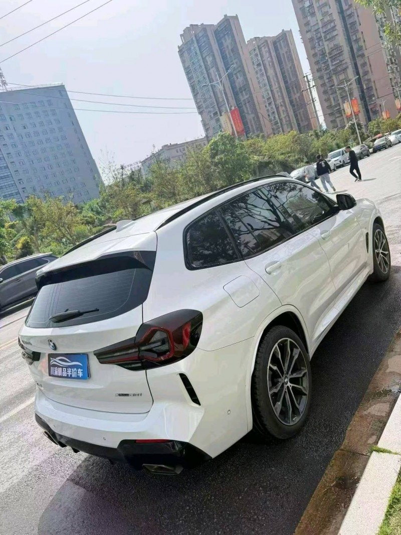 达州23年宝马X35