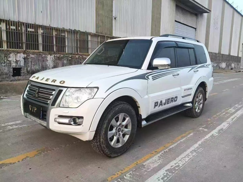 菏泽20年三菱帕杰罗2