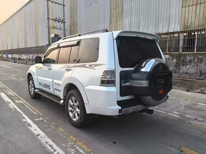 菏泽20年三菱帕杰罗7