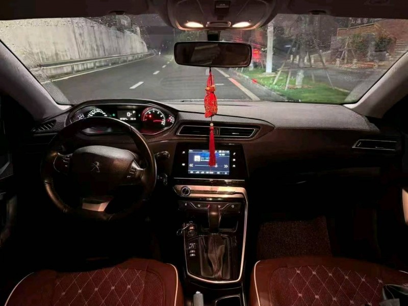 福州17年东风标致5