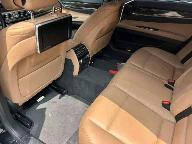 宁波15年宝马7系8