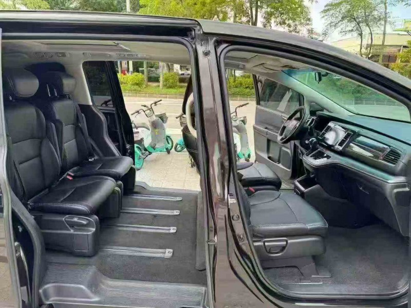 湛江20年本田艾力绅5