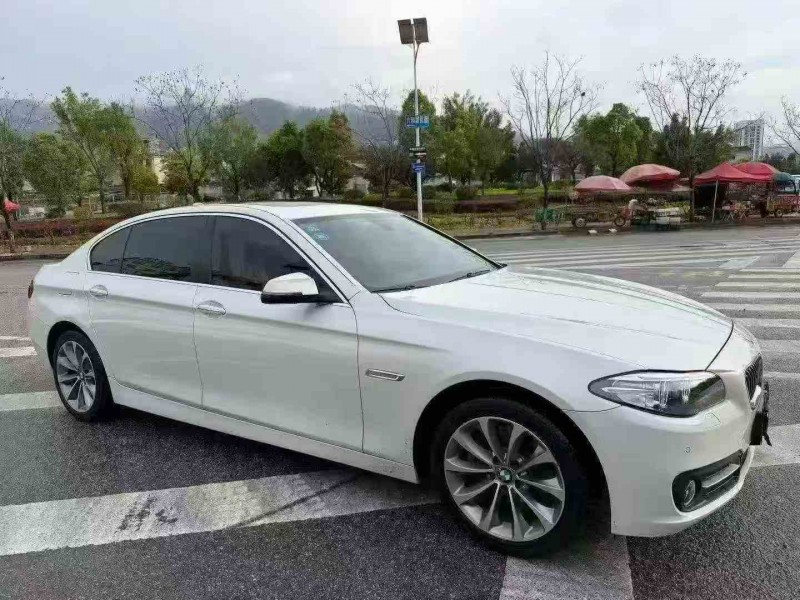 佛山16年宝马5系3