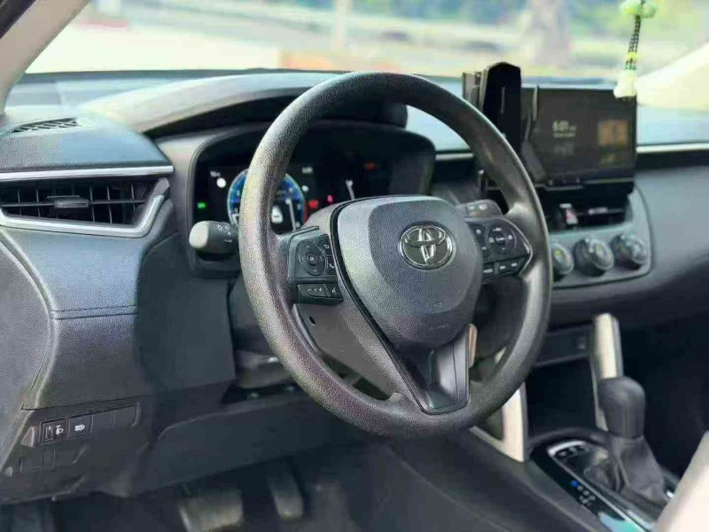 汕头25年丰田锐放4