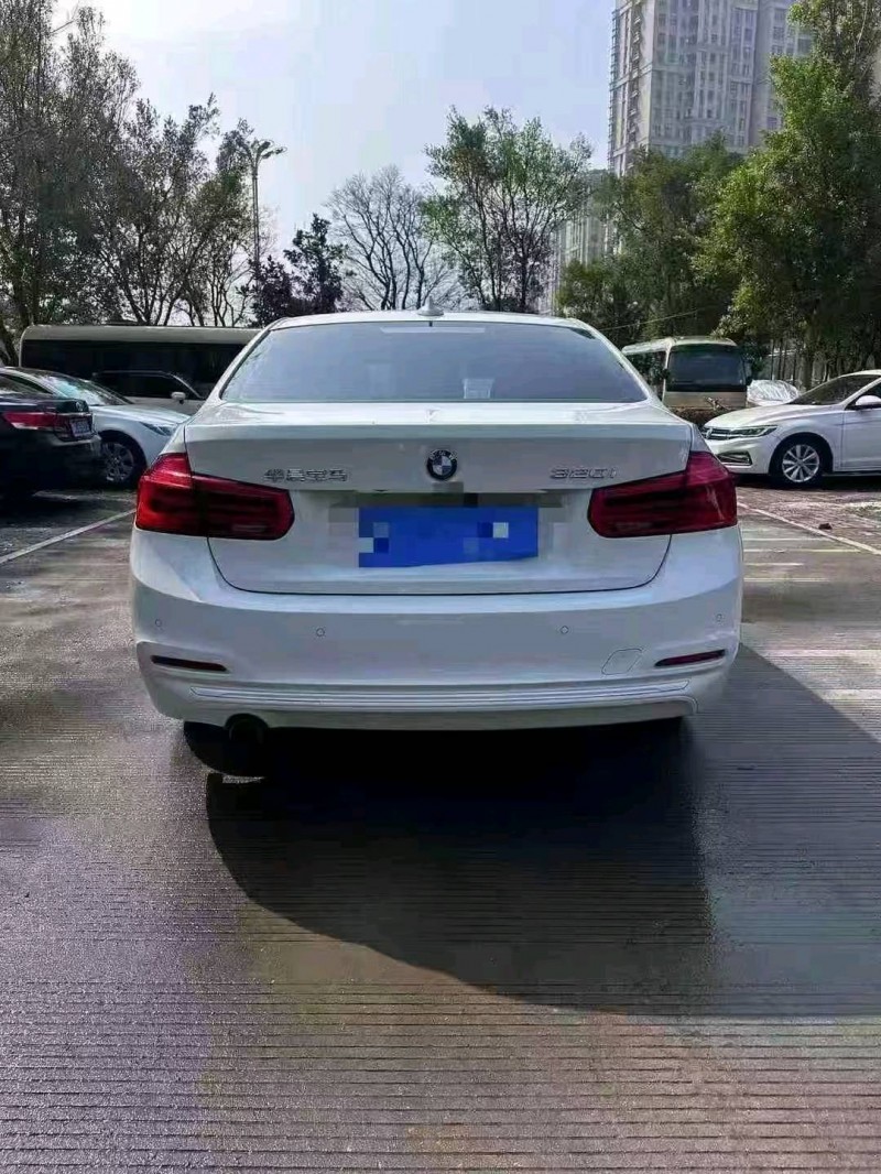九江16年宝马3系4
