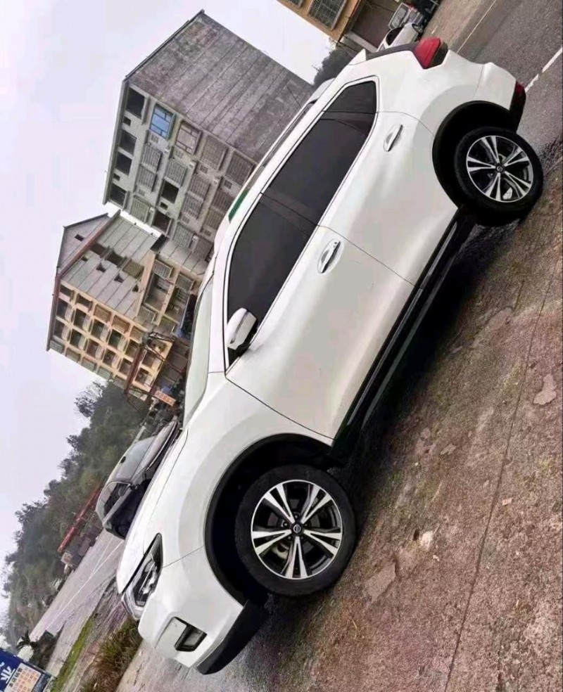 娄底20年日产奇骏5