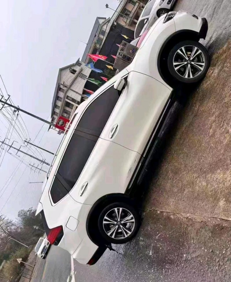 娄底20年日产奇骏6